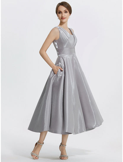 Elegant Silver Satin A-Line Square V-Neck Sleeveless Sweetheart Zip Back Tea-Length Cocktail Dress
