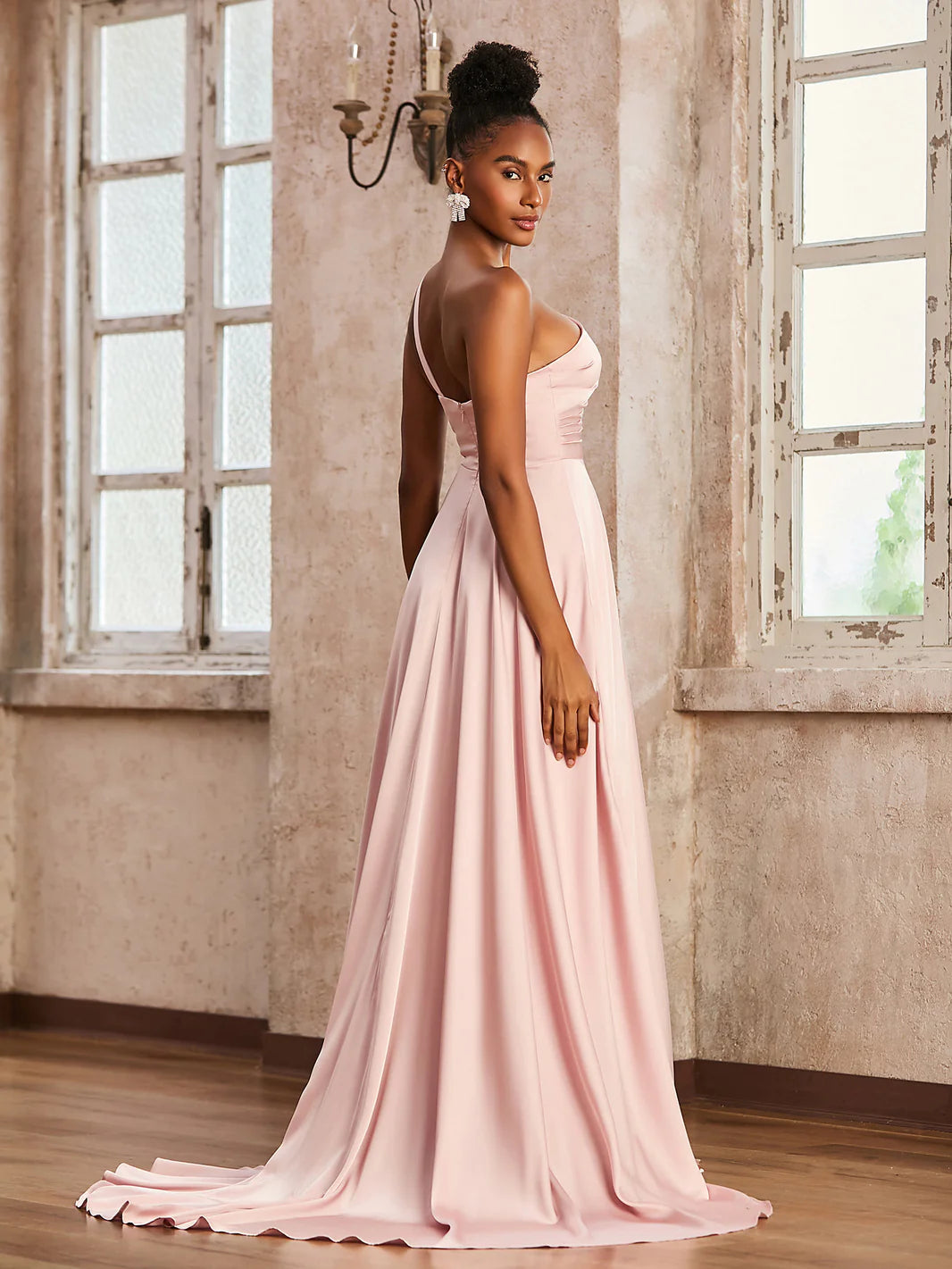 Elegant one-shoulder A-line keyhole-neck sleeveless open-back floor-length evening dress