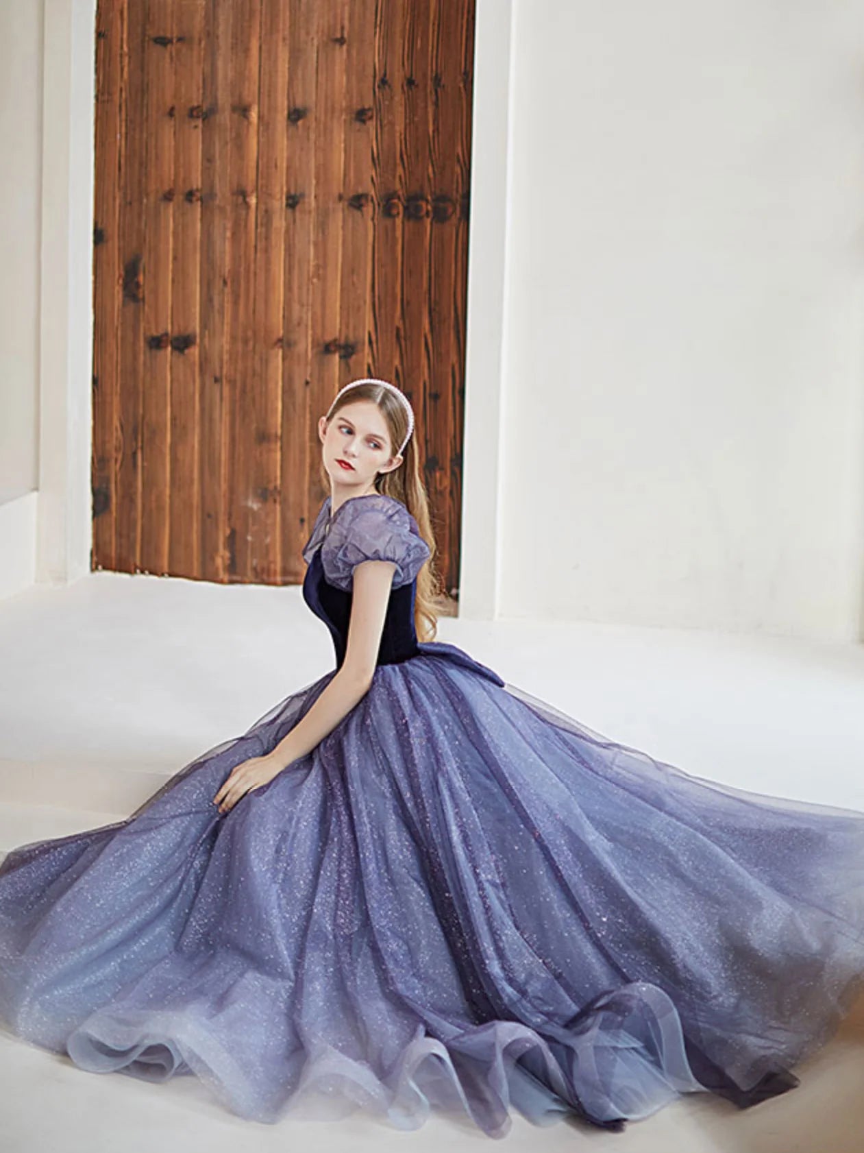 Enchanting A-Line Square Neck Puff Sleeve Bow Back Floor Length Tulle Prom Dress