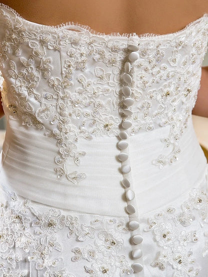 Exquisite Satin Lace A-Line Strapless Sweetheart Sleeveless Button-Back High-Low Prom Dresses