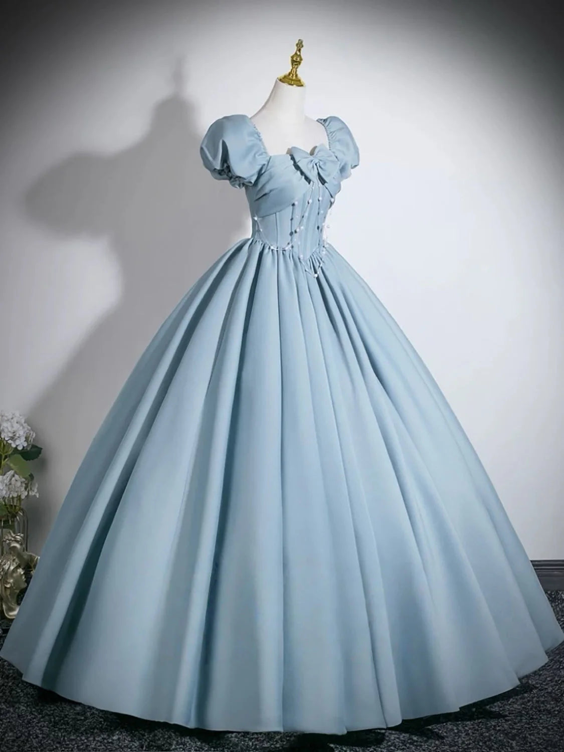 Fairytale Romantic Fitted Ball Gown Square Neck Puff Sleeve Back Lace-Up Floor-Length Prom Dresses