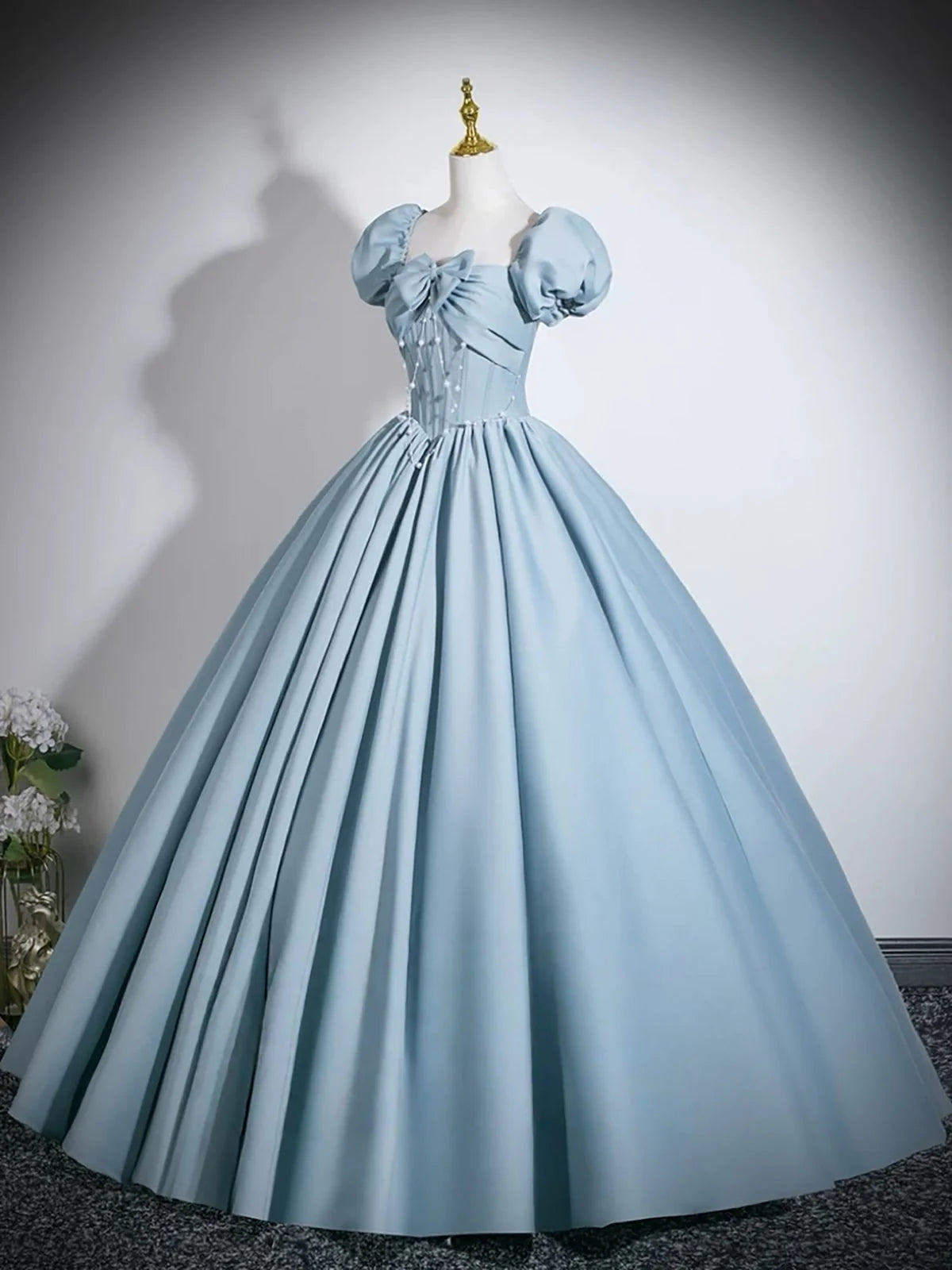 Fairytale Romantic Fitted Ball Gown Square Neck Puff Sleeve Back Lace-Up Floor-Length Prom Dresses