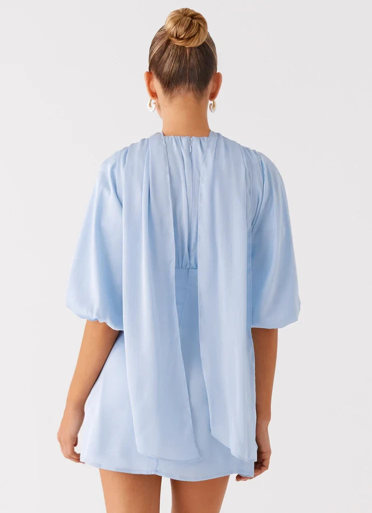 Flowy Chiffon A-Line Deep V-Neck Balloon Sleeve High Back Mini Homecoming Dresses