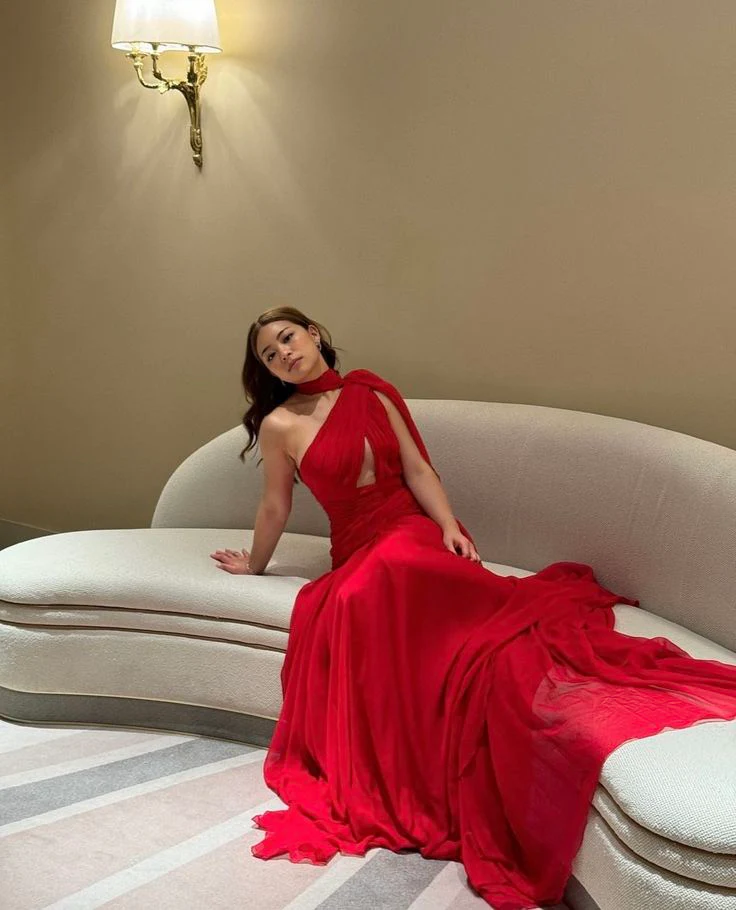 Flowy chiffon A-line one-shoulder capelet sleeveless open-back floor-length prom dresses