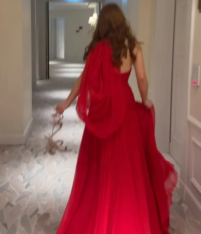 Flowy chiffon A-line one-shoulder capelet sleeveless open-back floor-length prom dresses