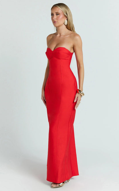 Form-Fitting Strapless Sweetheart Slit Floor Length Evening Dress