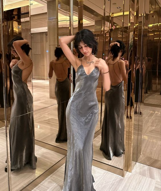 Form-Fitting V-Neck Spaghetti Strap Floor Length Satin Prom Dresses