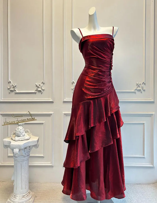 Glamorous Burgundy Metallic Evening Dresses with Ruffle Skirt, Appliqué Detail, Square Neck and Mermaid Silhouette Formal Gown