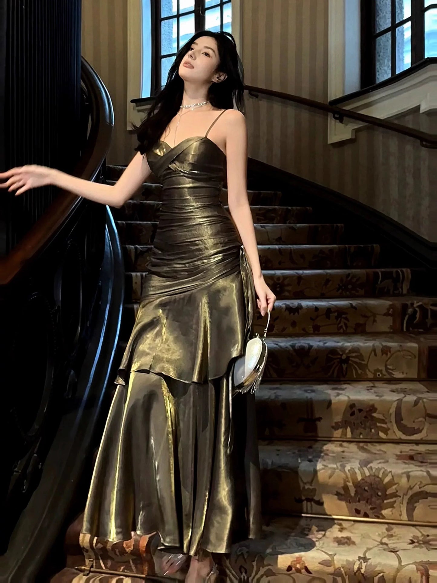 Glamorous Fitted Mermaid Sweetheart Neck Spaghetti Strap Tiered Prom Dresses
