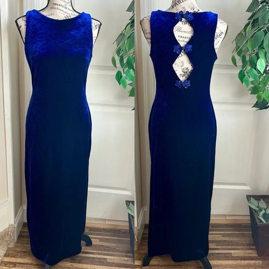 Glamorous Royal Blue Velvet Evening Dress with Cutout Back and Beaded Floral Appliqués