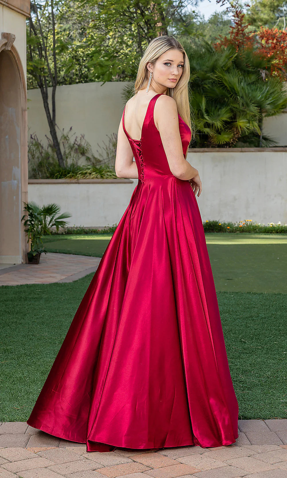 Glamorous Satin A-Line V-Neck Sleeveless Lace-Up Back Floor-Length Evening Dress