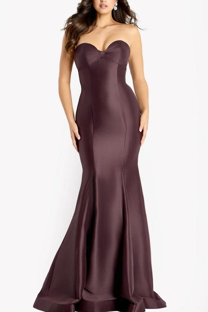 Glamorous Satin Mermaid Silhouette Sweetheart Neck Strapless Open Back Floor-Length Evening Dress with Bow Detail for Formal Events