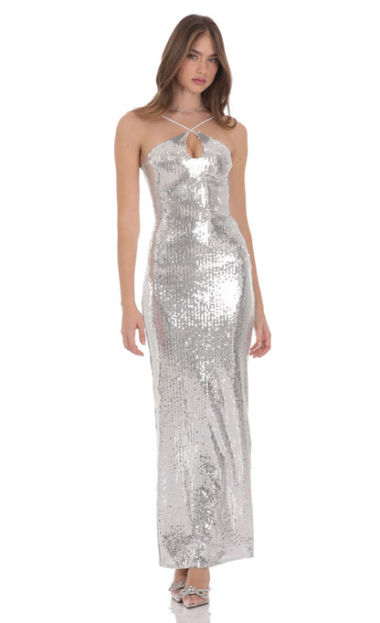 Glamorous Silver Sequin Evening Dress with Halter Neck, Keyhole Cutout & Open Back