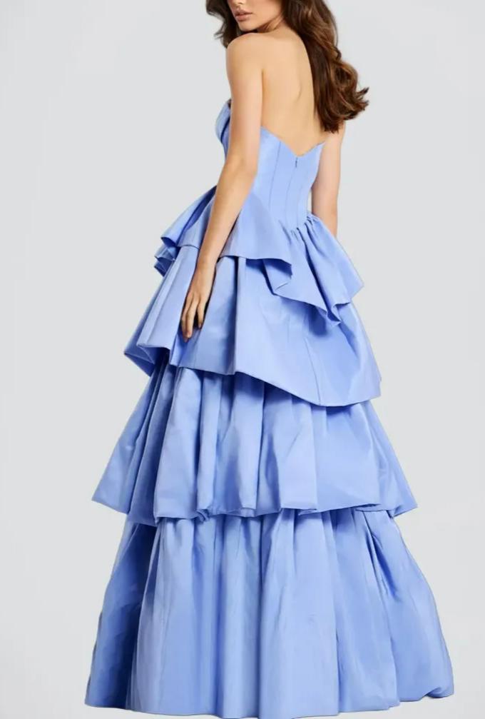 Glamorous Taffeta Ball Gown Sweetheart Neck Strapless Open Back Tiered Ruffle Floor-Length Evening Dress for Formal Events