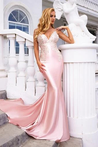 Glamorous Satin Lace Mermaid Sweetheart Spaghetti Strap Open Back Floor-Length with Train Evening Dresses