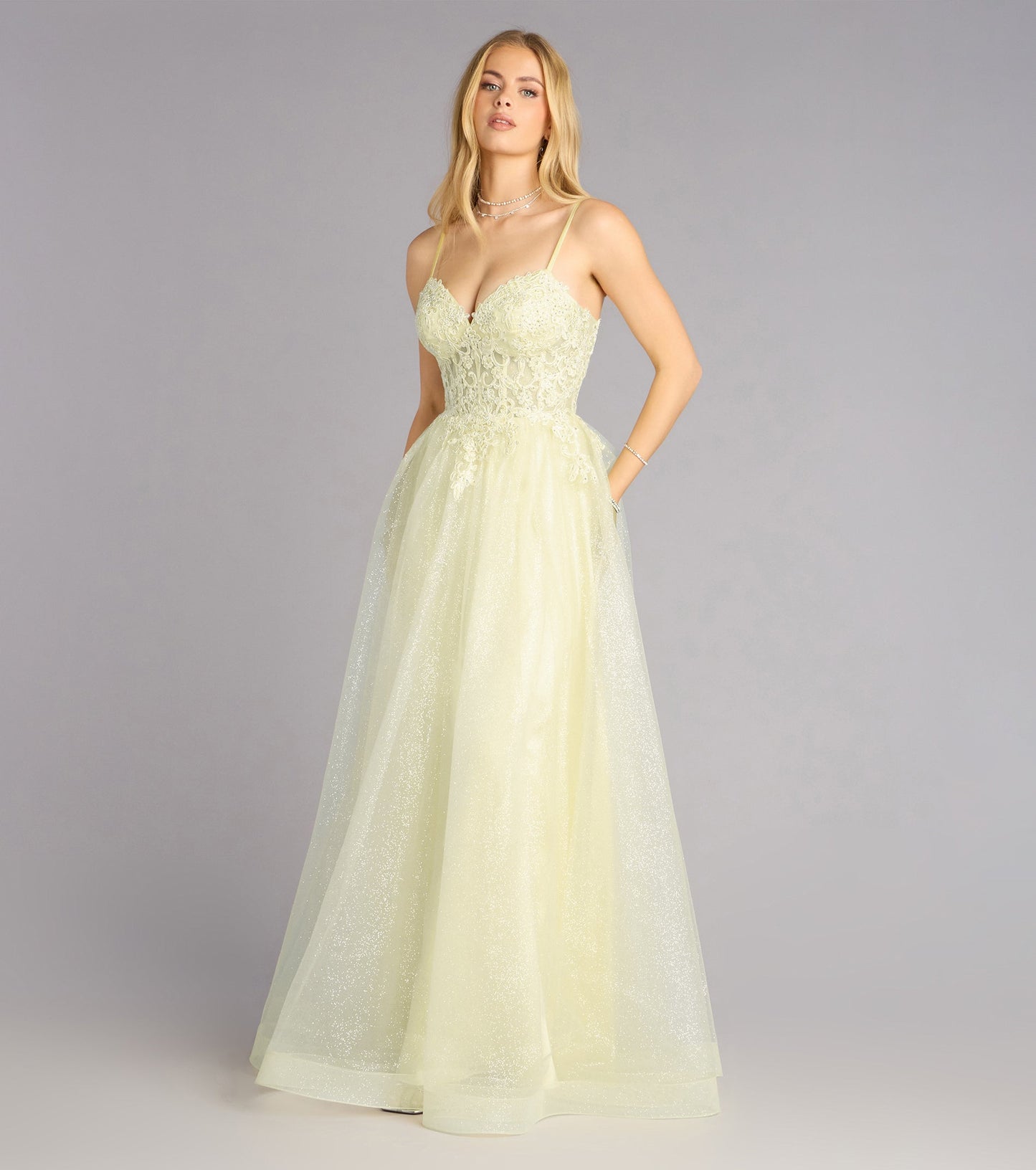 Sparkling Glitter Tulle A-Line Sweetheart Spaghetti Strap Lace Applique Floor Length Evening Gown