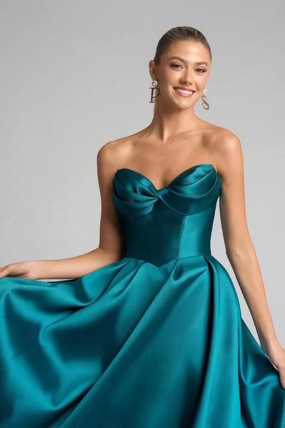 Gorgeous A-Line Sweetheart Strapless Pleated Bustier Emerald Long Prom Dresses Gown
