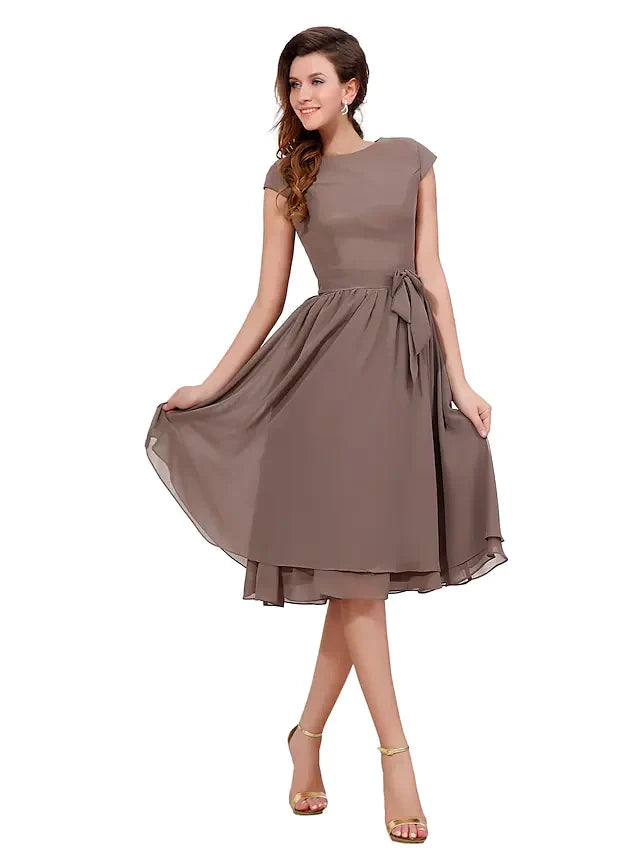 Graceful Chiffon A-Line Boat Neck Cap Sleeve Button Back Knee-Length Mother of the Bride Dresses