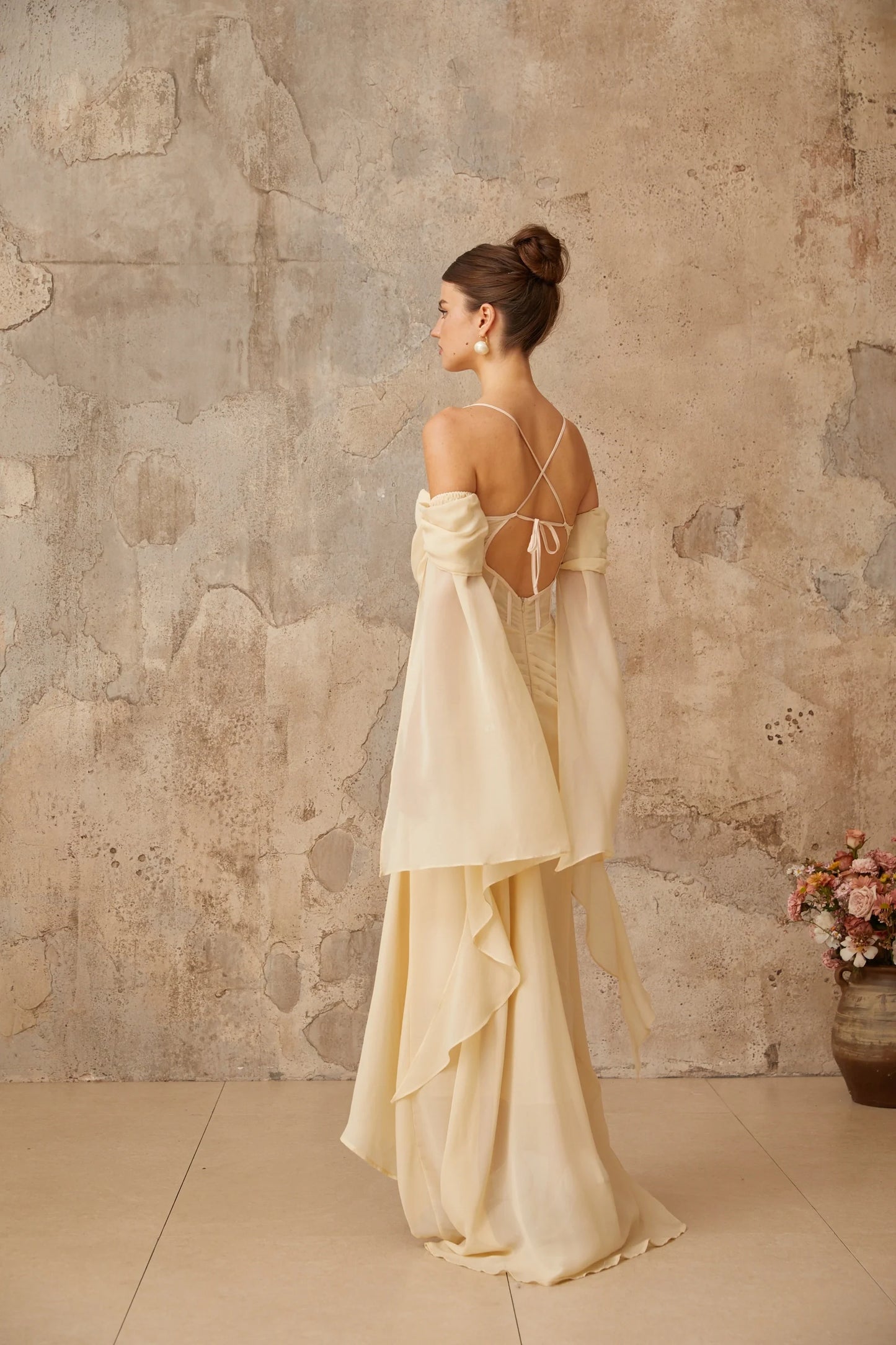 Graceful Chiffon Sheath Sweetheart Off-Shoulder Criss-Cross Back Floor-Length Evening Dresses