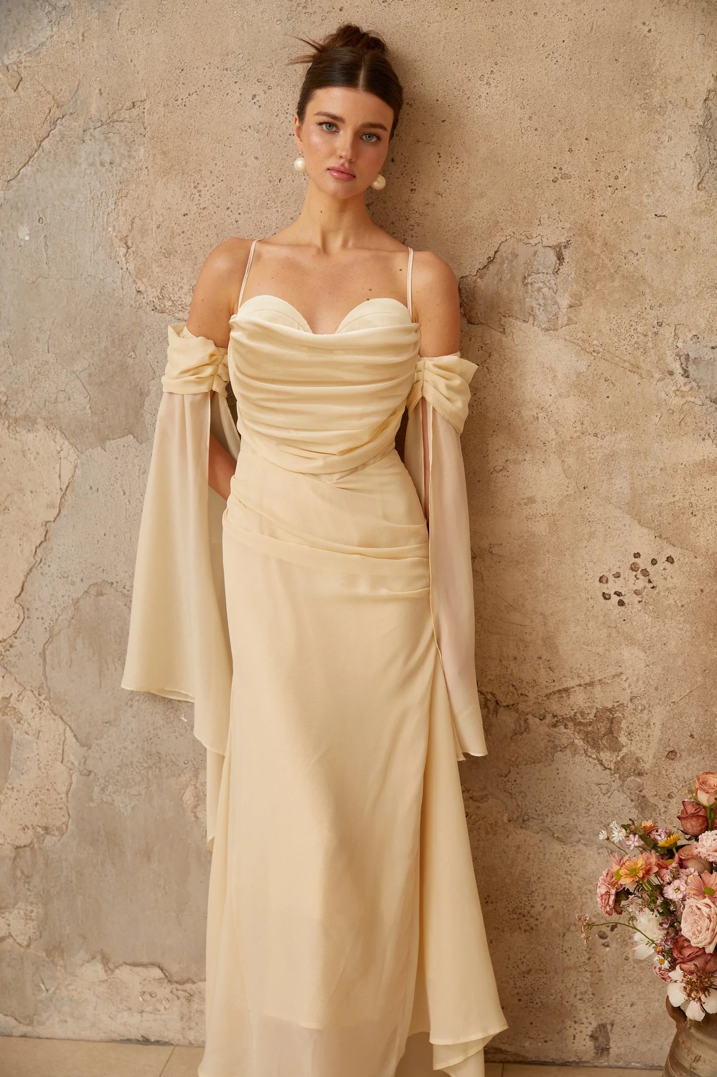 Graceful Chiffon Sheath Sweetheart Off-Shoulder Criss-Cross Back Floor-Length Evening Dresses