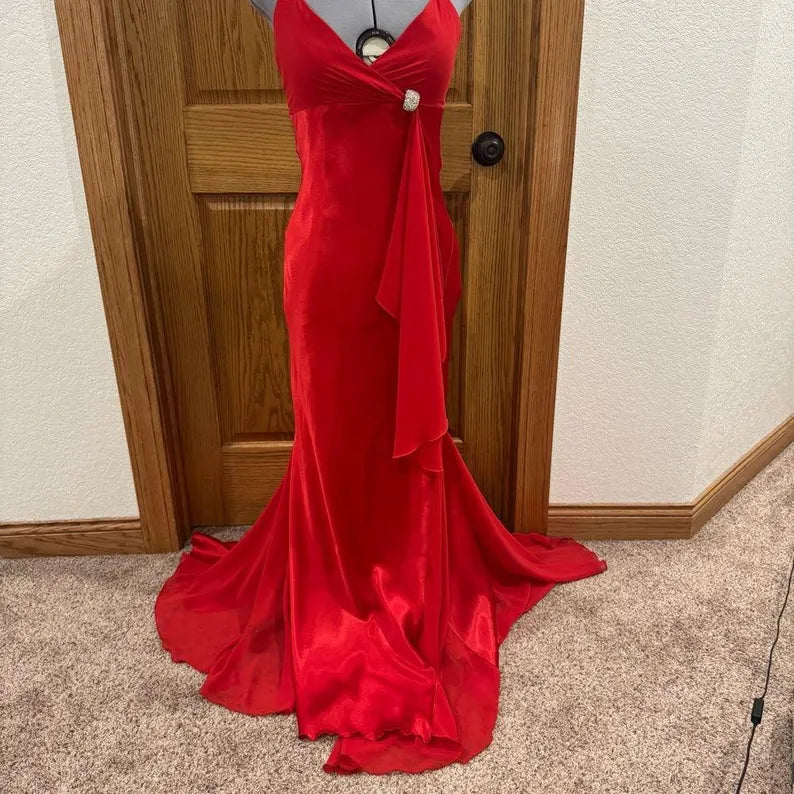 Halter Neck Velvet Evening Dress with Crisscross Back Cutout, Rhinestone Detail and Train
