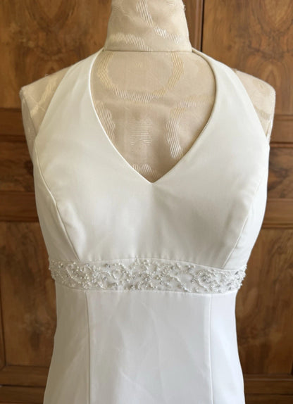 Ivory Chiffon Halter V-neck Beaded Waist Mermaid Embroidered Chapel Train Wedding Dresses