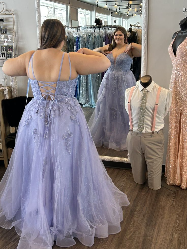 Lavender Tulle Ball Gown V Neck Spaghetti Straps Lace Up Back Floor Length Prom Dresses