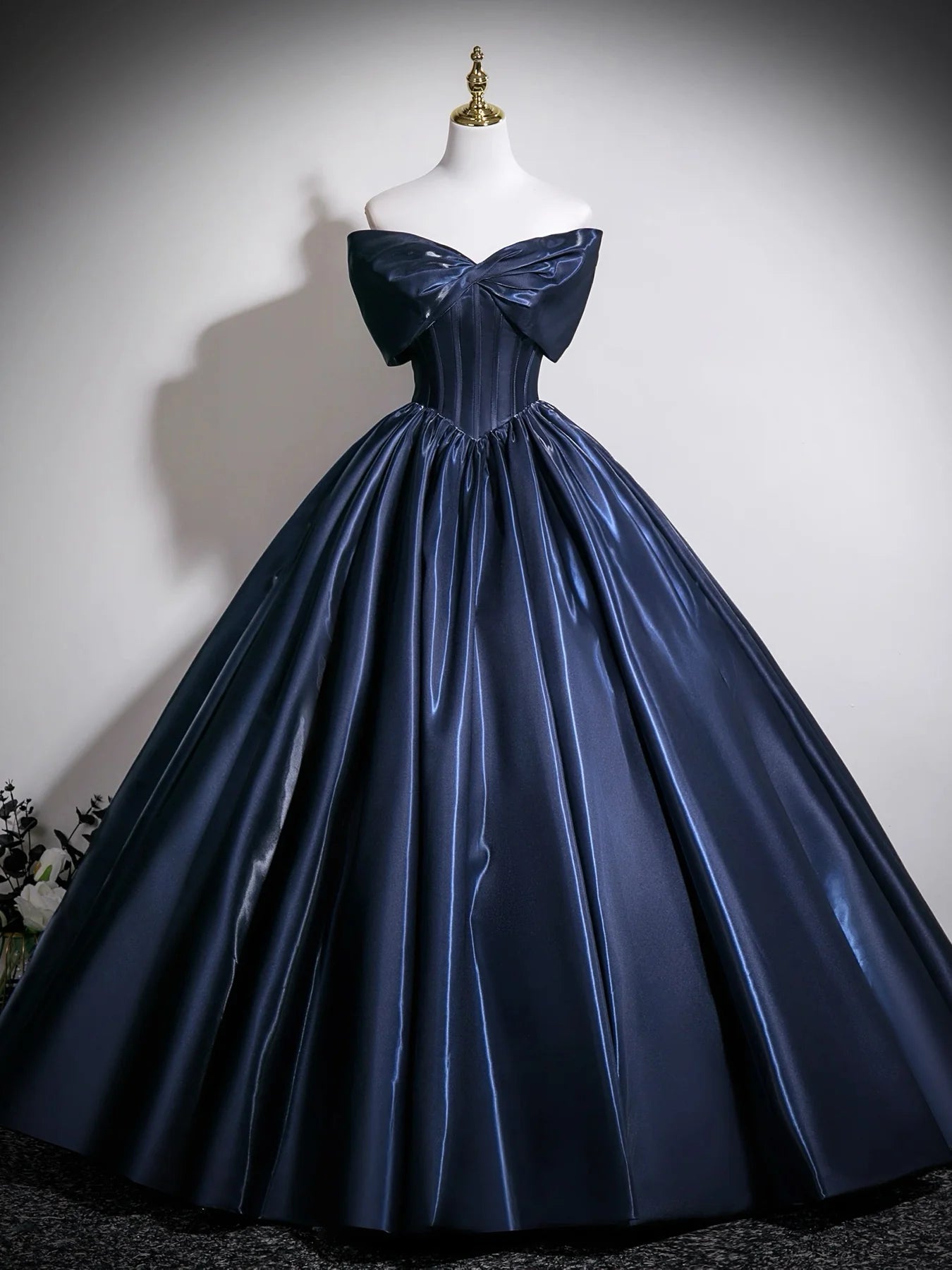 Luxe Dramatic Fitted Ball Gown Off-the-Shoulder Sleeveless Back Lace-Up Floor-Length Prom Dresses