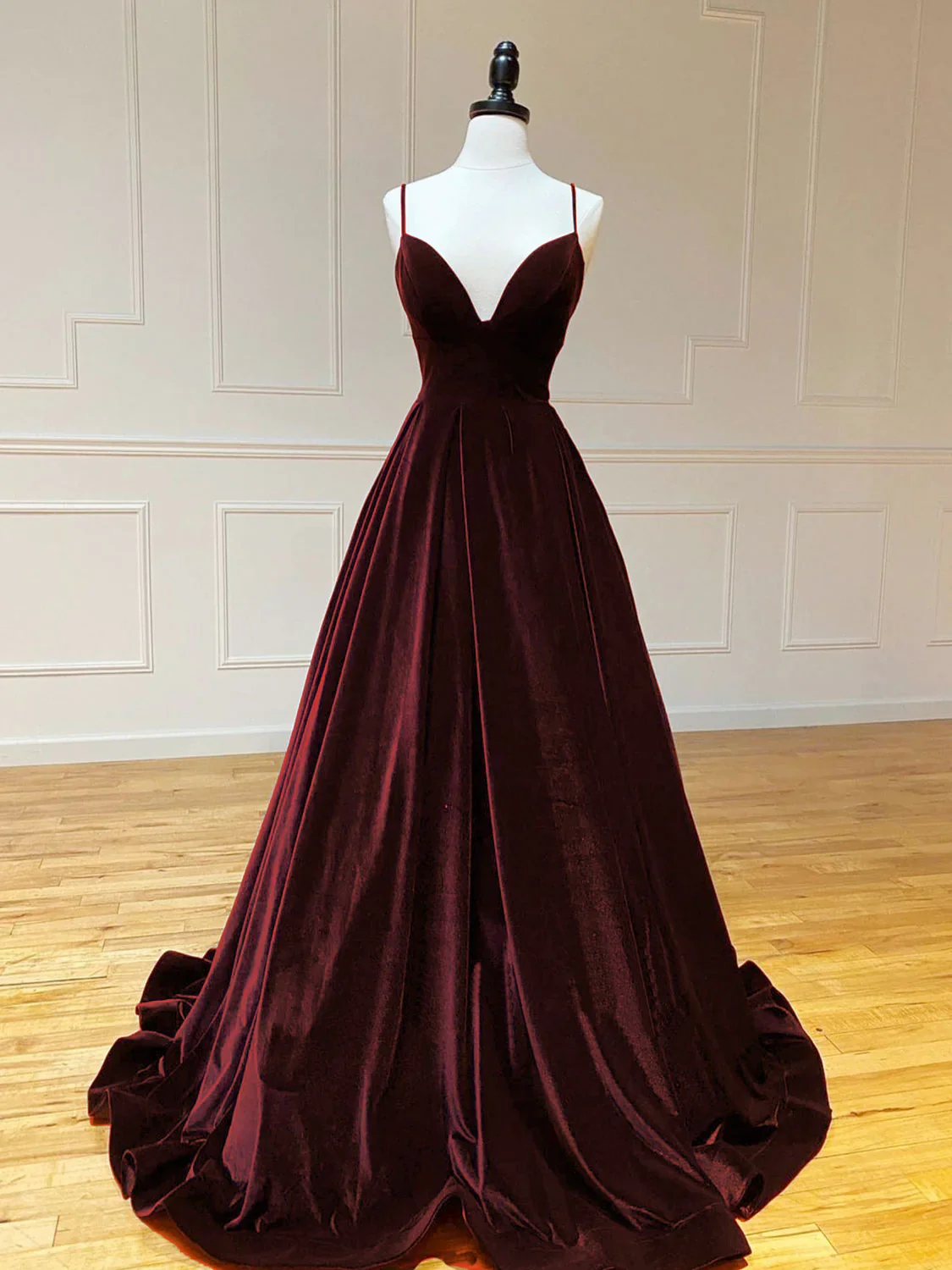 Luxurious A-Line Sweetheart Spaghetti Straps Corset-Back Floor-Length Velvet Prom Dress