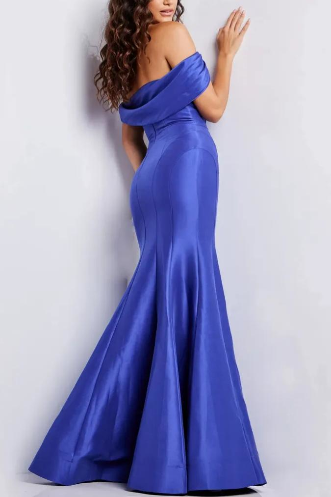 Luxurious Mermaid Off-the-Shoulder Short Sleeve Draped Back Floor-Length Satin Evening Dress