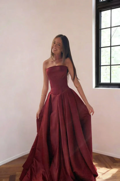 Luxurious Satin Ball Gown Sweetheart Strapless Sleeveless Zipper Back Floor-Length Evening Dresses