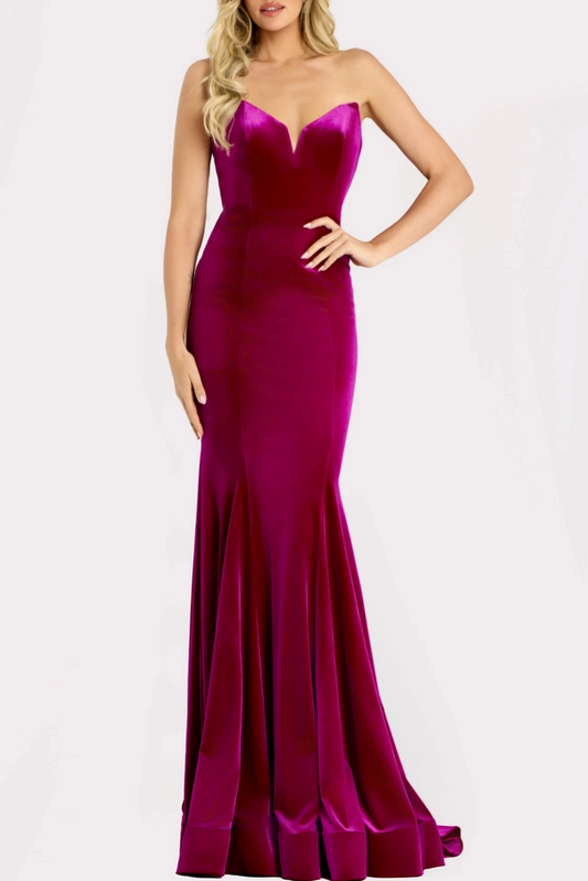Luxurious Velvet Mermaid Silhouette Sweetheart Neck Strapless Open Back Floor-Length Evening Dress with Train for Formal Events