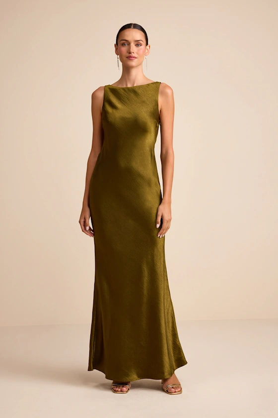 Satin Cowl Neck Backless Maxi Evening Dress for Formal Events and Bridesmaid Occasions