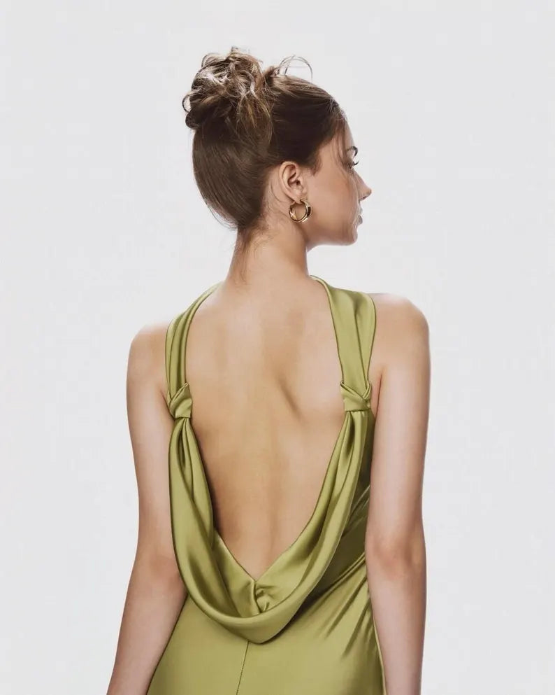 Modern Convertible Satin Evening Dresses with Halter Neckline, Draped Cowl Back Detail, Twist Strap Accents and Sleek Column Silhouette Formal Gown