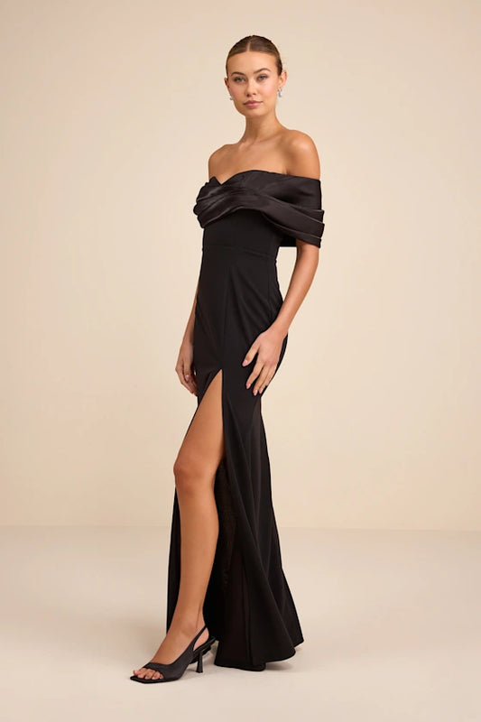 Off-the-Shoulder Evening Dresses with Satin Draped Detail, Sweetheart Neck and High Slit Formal Gown
