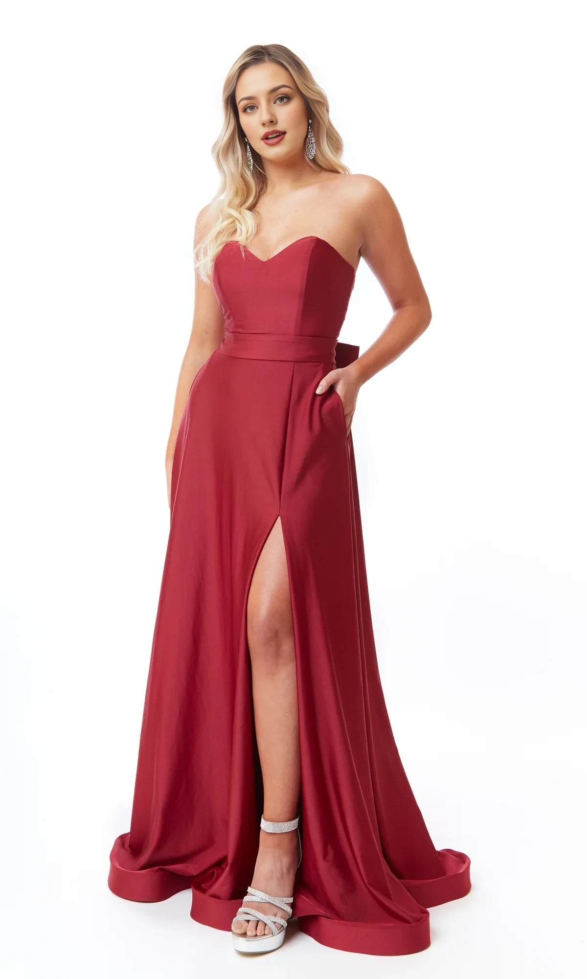 Off shoulder collar sleeveless strapless backless side slit and floor length evening dress