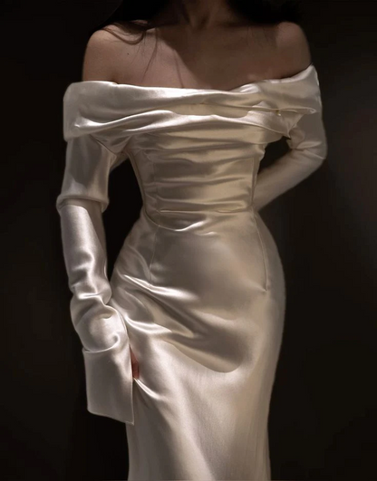 Opulent Off-the-Shoulder Long Sleeve Mermaid Floor Length Prom Dress
