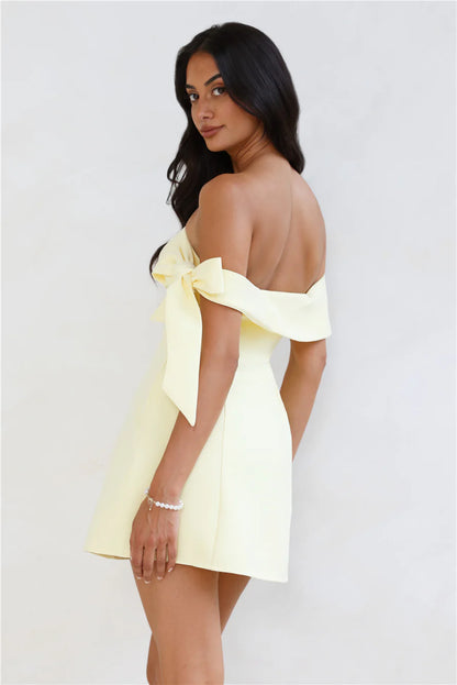 Pale Yellow Off The Shoulder Big Bow Side Tie Fitted Mini Cocktail Homecoming Dresses