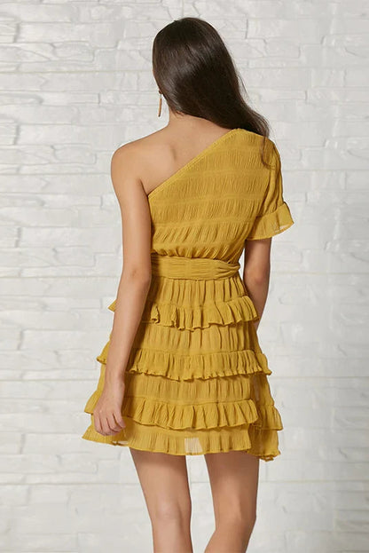 Playful Chiffon A-Line One-Shoulder Ruffled Short Simple Back Homecoming Dresses