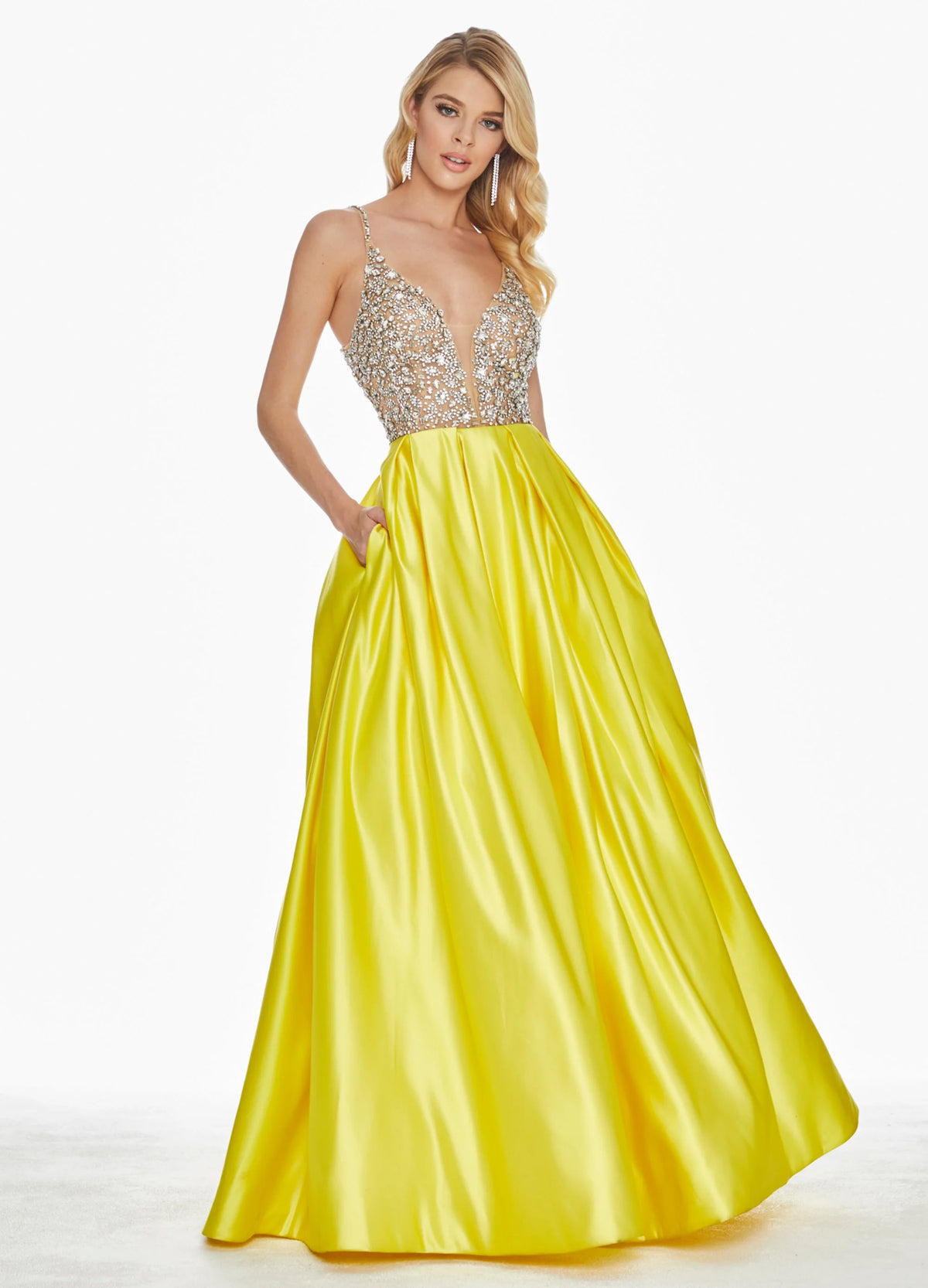 Radiant A-Line Plunge Sleeveless Backless Pockets Yellow Maxi Prom Dresses Women