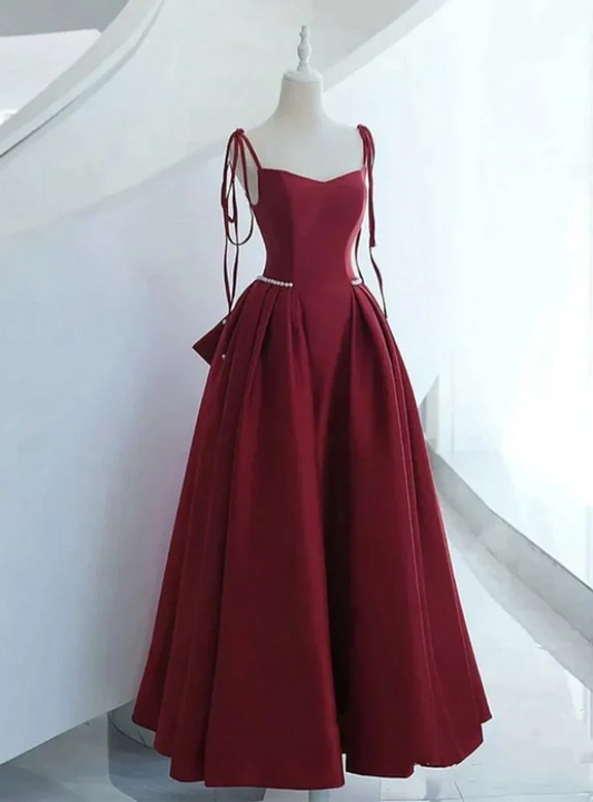 Regal Ball-Gown Sweetheart-Neck Spaghetti-Strap Corset-Back Bow-Embellished Red Prom Dress