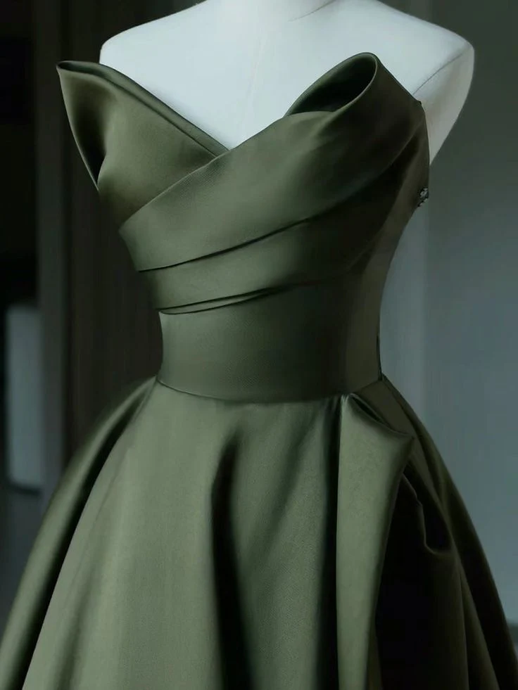 Glamorous Satin A-Line Strapless Pleated Bodice Lace-Up Back Prom Dress