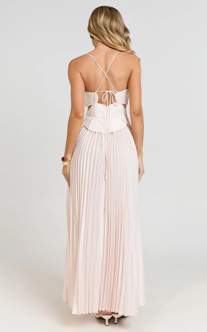 Romantic Satin A-Line Sweetheart Backless Pleated Floor-Length Evening Dress