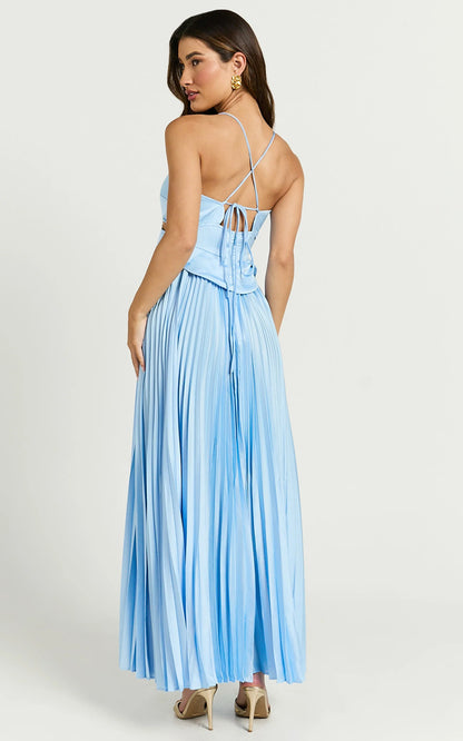 Romantic Satin A-Line Sweetheart Backless Pleated Floor-Length Evening Dress