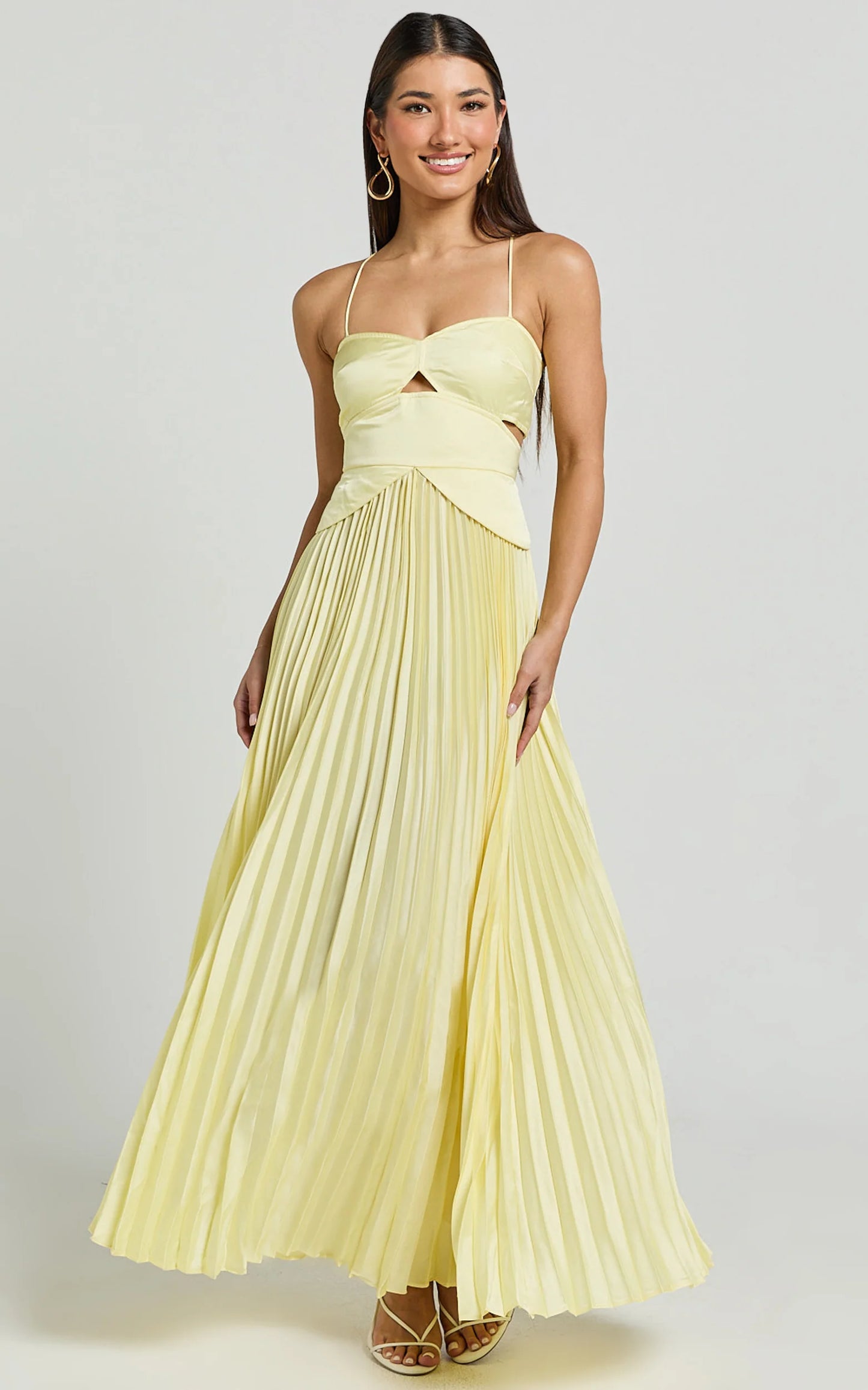 Romantic Satin A-Line Sweetheart Backless Pleated Floor-Length Evening Dress