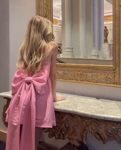 Romantic Fit-and-Flare Square Neck Double Strap Giant Trailing Bow Back Mini Homecoming Dress