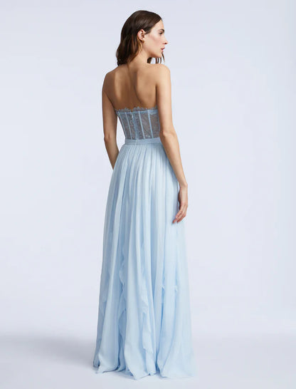 Romantic Fitted A-Line Sweetheart Neck Sleeveless Sheer Lace Back Floor-Length Evening Gown