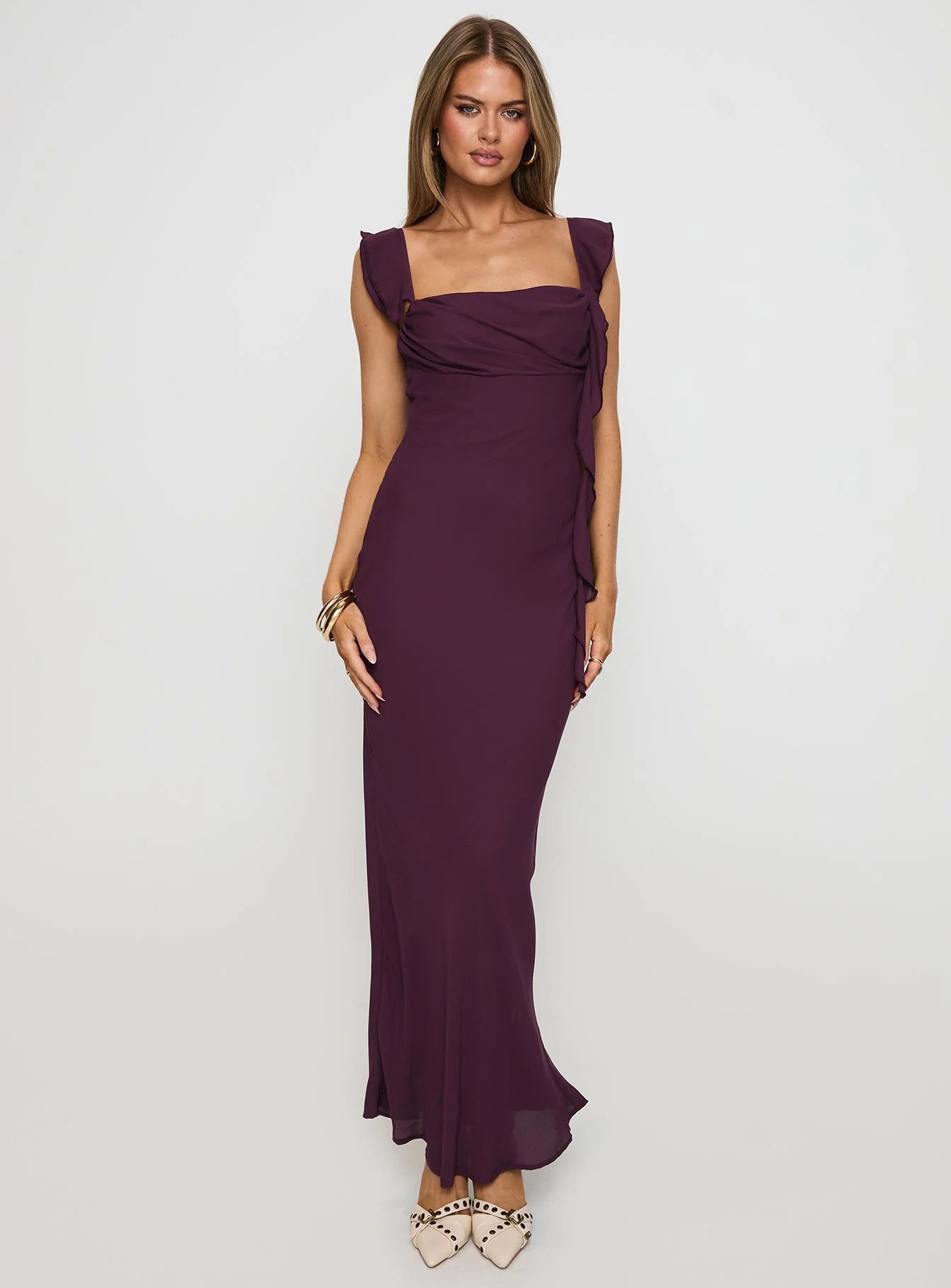 Romantic Form-Fitting Square Neck Ruffle Strap Open Back Maxi Evening Dress