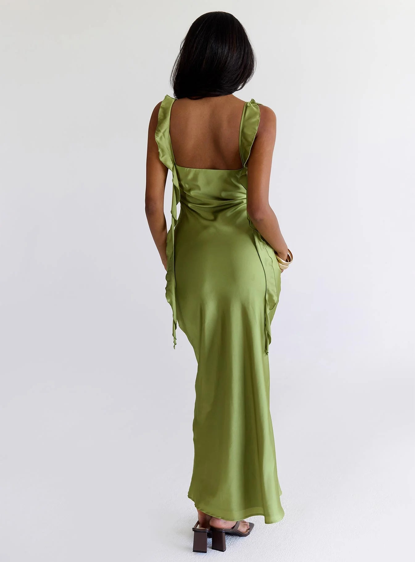 Romantic Form-Fitting Square Neck Ruffle Strap Open Back Maxi Evening Dress