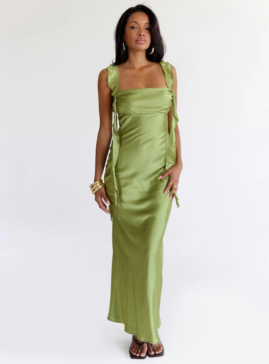 Romantic Form-Fitting Square Neck Ruffle Strap Open Back Maxi Evening Dress